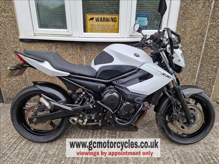 YAMAHA XJ6 N ABS